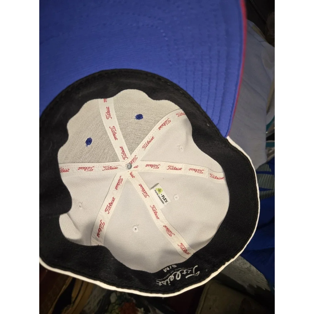 Titleist Golf Hat Cap S/M Blue‎ White Red Embroidered Logo Flex Fit